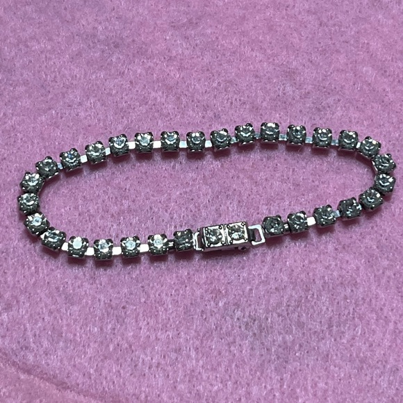 Jewelry - Vintage Silver plated tennis Bracelet